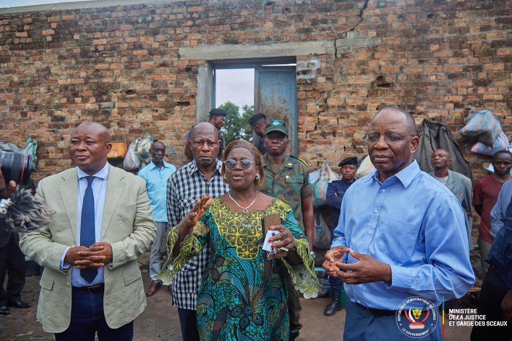 Inspection Ministre d'État à la justice Guillaume Ngefa à la prison central de Kananga