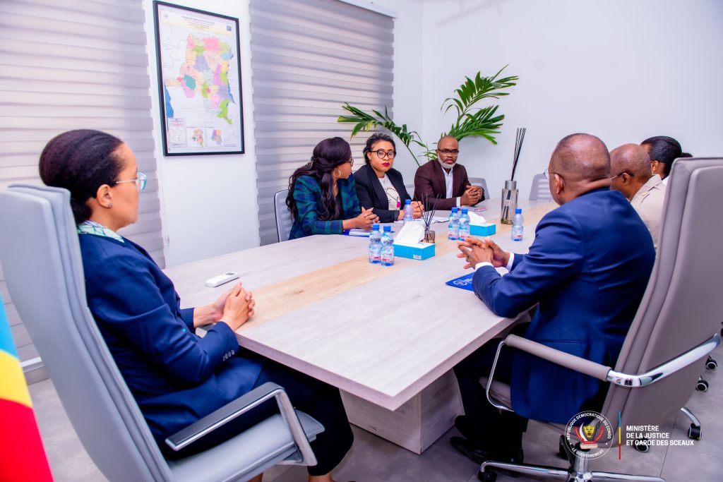 Séance de travail Ministre de la Justice Guillaume Ngefa et son collègue de l'Enseignement Raisa Malu au sujet de la violence dans les milieux scolaires